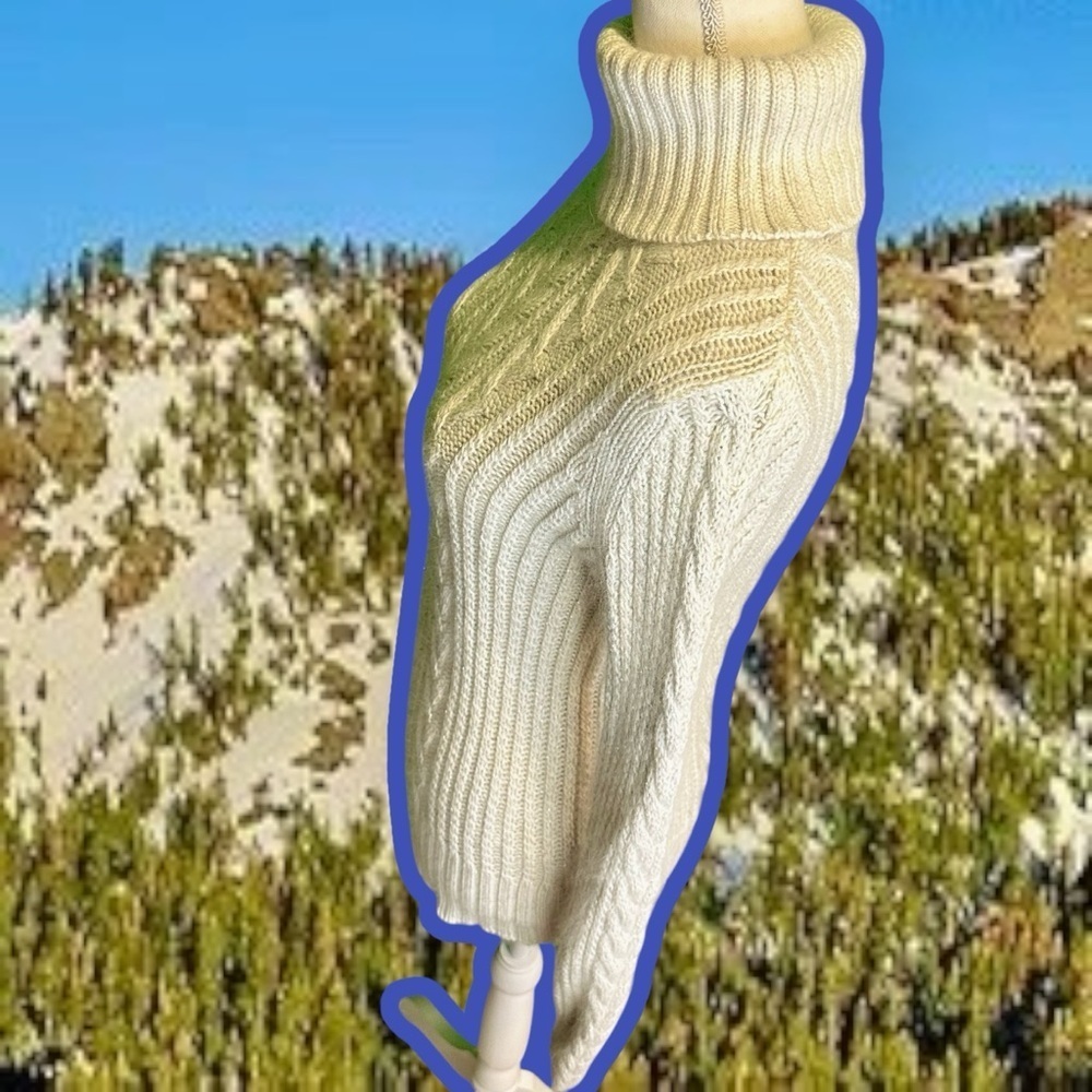 Eddie Bauer Vintage Cream & Silver Metallic Cable Knit Angora-Blend Sweater Sz S - Picture 6 of 12